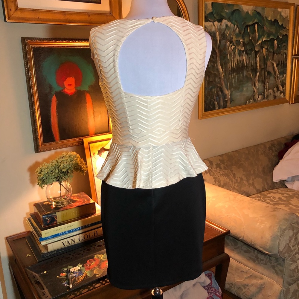 Sweet Storm party dress. Ivory/Black - size L - Picture 1 of 9